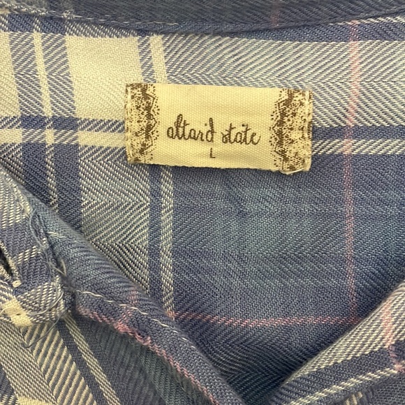 ALTAR’D STATE PLAID FLANNEL BUTTON FRONT TOP - Picture 6 of 7